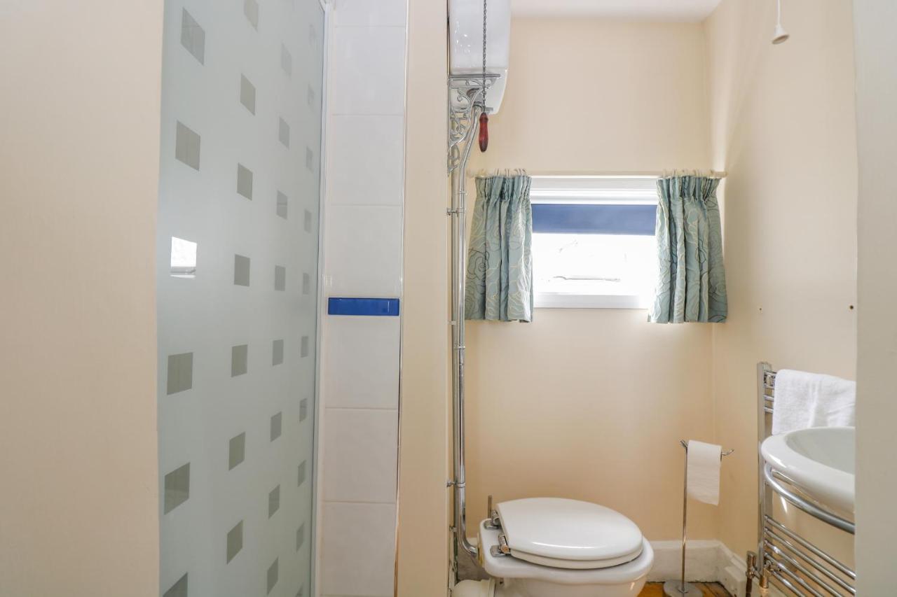 1 Dormer Villas 포트스카토 외부 사진