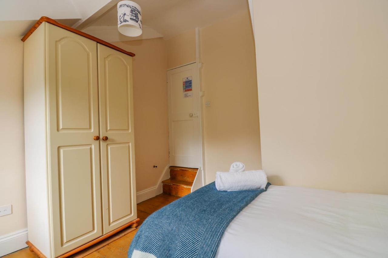 1 Dormer Villas 포트스카토 외부 사진