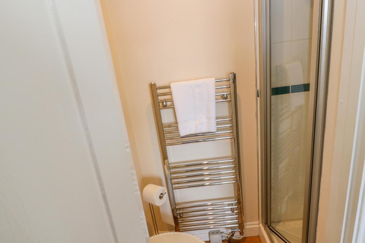1 Dormer Villas 포트스카토 외부 사진